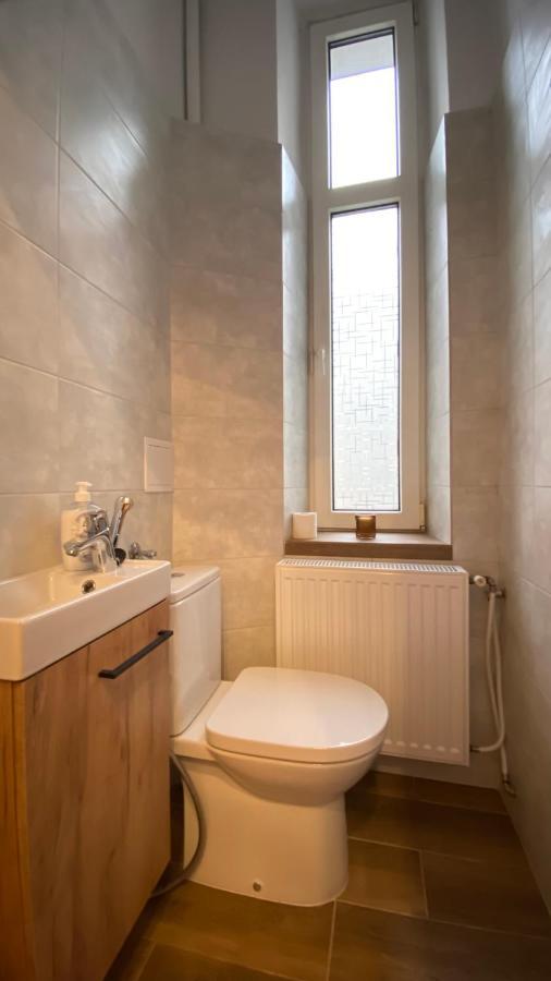 Lublinbnb - Exclusive Family Apartment ------ In The Heart Of Lublin -------------------------------- Bedroom & Living Room & Kitchen Kültér fotó